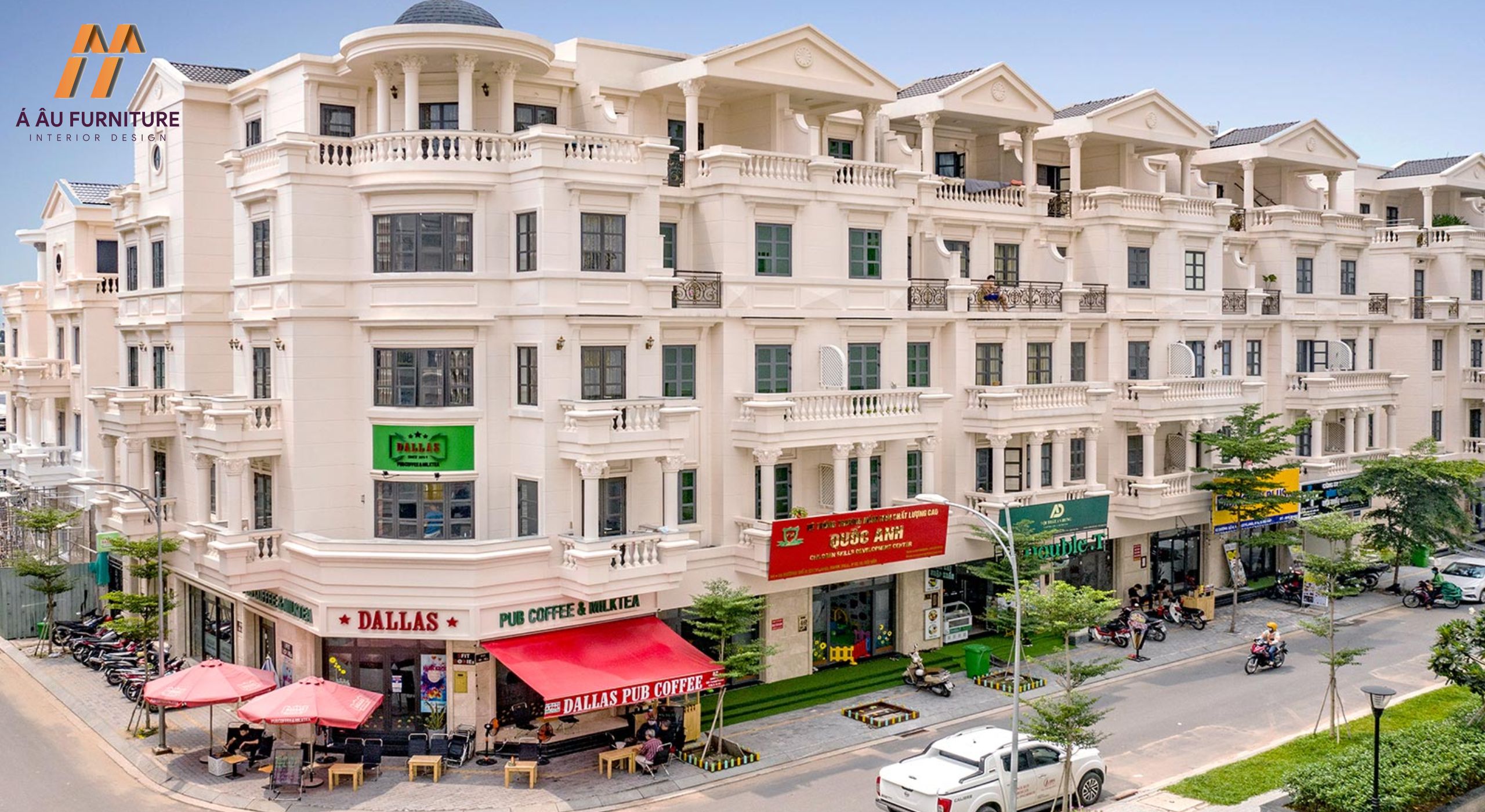 Nhà phố thương mại